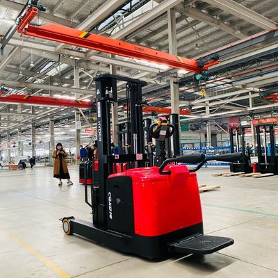 Narrow Aisle Standing on Pedal Electric Reach Trucks with Lift height 5000mm 1.5t